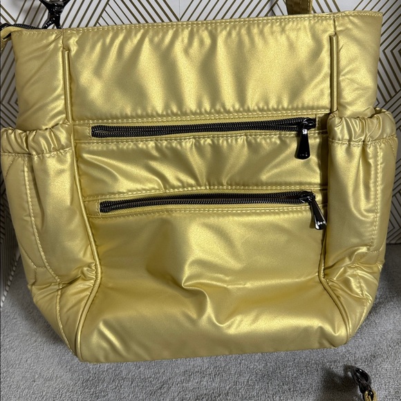Lug Toss convertible Crossbody bag Shimmering gold Bag adjustable - Picture 5 of 14